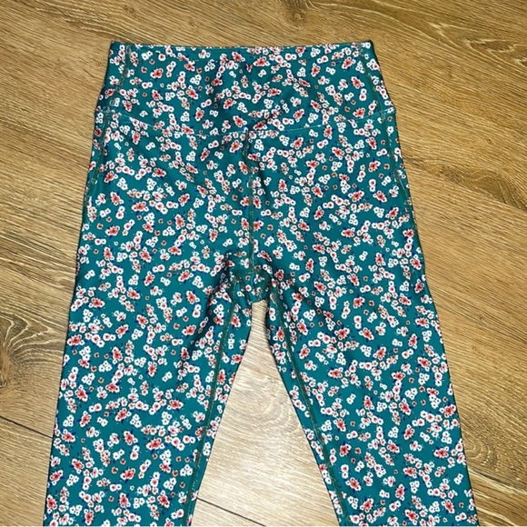Anthropologie Kachel Floral Contrast Leggings - Picture 2 of 5
